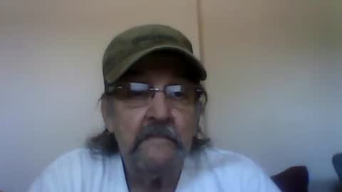 1valentine online show from October 3, 2025, 7:00 pm