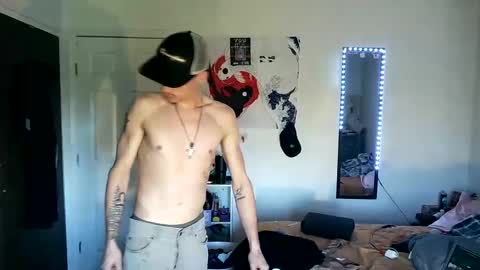 AlecurClit online show from December 6, 2024, 6:06 pm