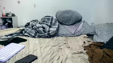 AlecurClit online show from January 13, 2025, 1:34 am