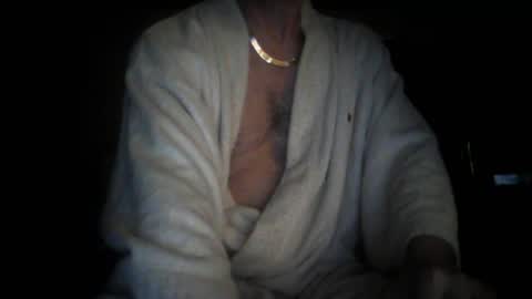 Snapshot of 247365onit chatting on June 4, 2026, 4:18 am 247365onit online show from June 4, 2026, 4:18 am