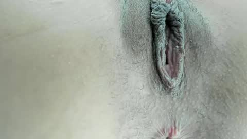 Isabella online show from January 21, 2025, 10:52 am