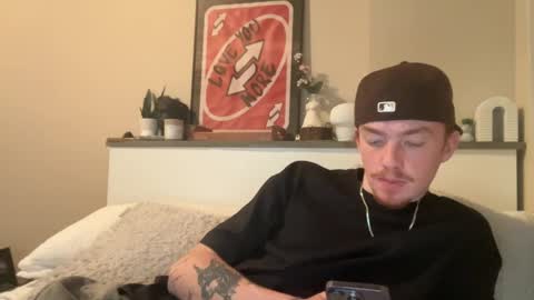 Snapshot of 26sneakers chatting on February 19, 2025, 2:44 am 26sneakers online show from February 19, 2025, 2:44 am