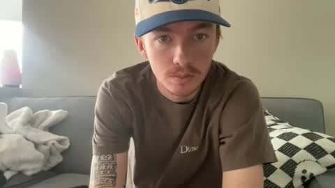 Snapshot of 26sneakers chatting on October 26, 2025, 8:15 pm 26sneakers online show from October 26, 2025, 8:15 pm