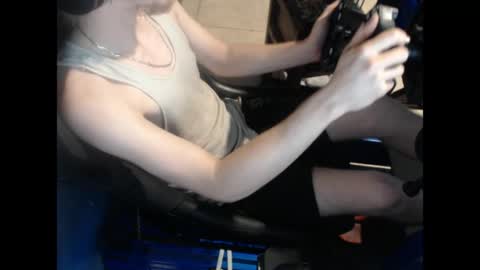 Snapshot of 2big2hype chatting on May 31, 2026, 7:26 pm cheif online show from May 31, 2026, 7:26 pm
