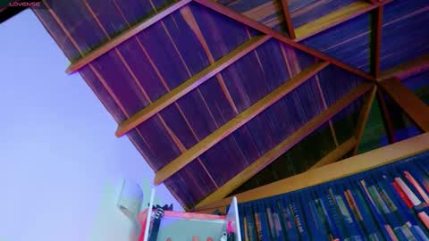 Arianna online show from October 2, 2025, 3:46 am