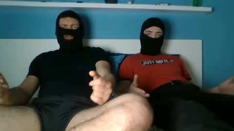 Snapshot of 2frenchfriends chatting on February 21, 2025, 10:59 pm 2frenchfriends online show from February 21, 2025, 10:59 pm