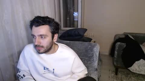 Snapshot of 2handsomeman chatting on April 21, 2026, 12:23 am Berk online show from April 21, 2026, 12:23 am