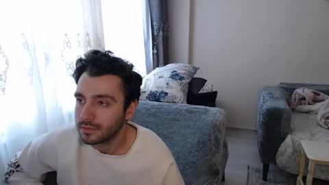 Snapshot of 2handsomeman chatting on April 25, 2026, 4:15 am Berk online show from April 25, 2026, 4:15 am