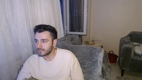 Snapshot of 2handsomeman chatting on May 15, 2026, 10:50 pm Berk online show from May 15, 2026, 10:50 pm