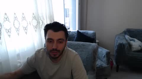Snapshot of 2handsomeman chatting on May 20, 2026, 4:40 am Berk online show from May 20, 2026, 4:40 am