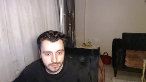 Snapshot of 2handsomeman chatting on June 2, 2026, 3:19 am Berk online show from June 2, 2026, 3:19 am
