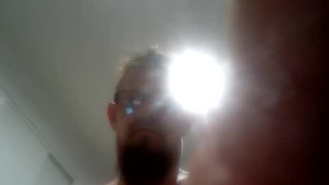 2hotty88 online show from February 5, 2026, 11:42 pm