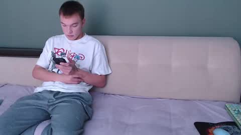 Eleot online show from September 23, 2025, 9:56 am