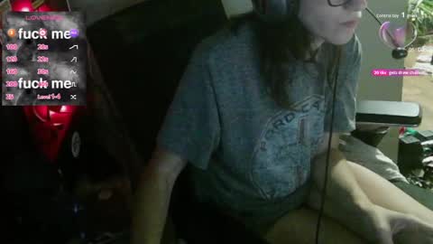 Snapshot of 2photogs_raw chatting on September 9, 2025, 5:40 am 2photogs_raw online show from September 9, 2025, 5:40 am