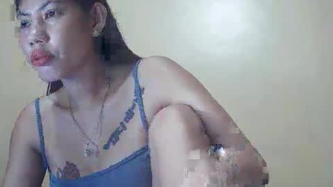 Snapshot of 2pinaybeauty chatting on November 16, 2025, 3:45 am 2pinaybeauty online show from November 16, 2025, 3:45 am