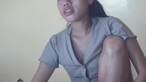 Snapshot of 2pinaybeauty chatting on November 26, 2025, 12:28 pm 2pinaybeauty online show from November 26, 2025, 12:28 pm