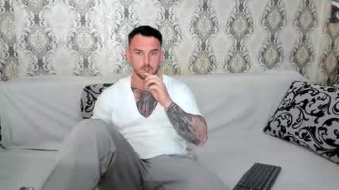 Snapshot of 2sexymuscles chatting on April 15, 2026, 7:58 pm 2sexymuscles online show from April 15, 2026, 7:58 pm