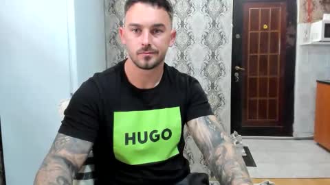 Snapshot of 2sexymuscles chatting on May 25, 2026, 10:05 pm 2sexymuscles online show from May 25, 2026, 10:05 pm