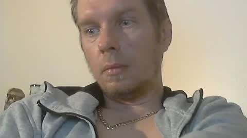 Snapshot of 2small4you83 chatting on December 28, 2024, 10:25 am 2small4you83 online show from December 28, 2024, 10:25 am