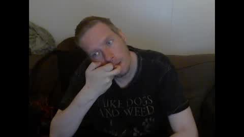 2small4you83 online show from June 10, 2026, 7:13 pm