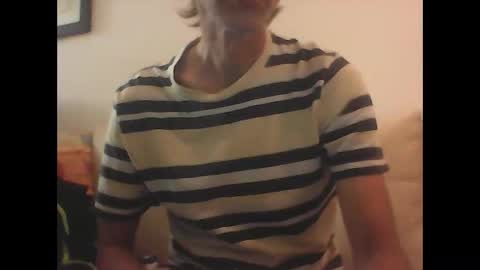 34colombiano34 online show from May 17, 2026, 10:44 am