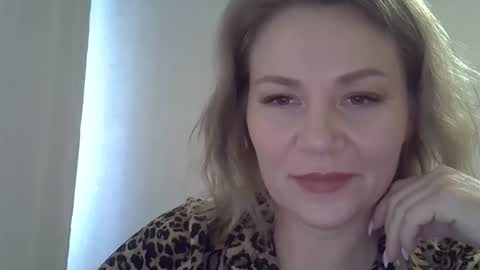 3susie online show from September 10, 2025, 7:19 am