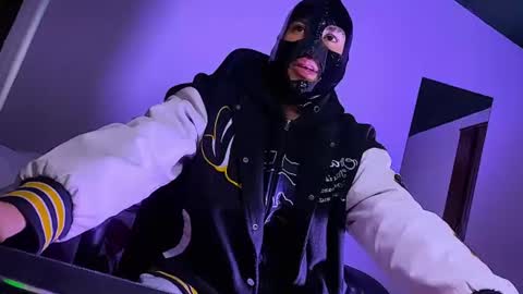 E V I L online show from June 18, 2026, 10:36 pm
