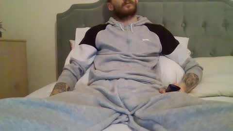 420feetloverr420 online show from March 4, 2026, 4:46 pm