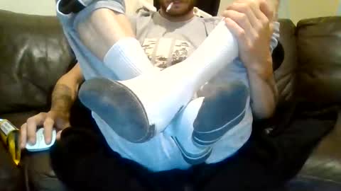 Snapshot of 420feetloverr420 chatting on June 11, 2026, 2:11 am 420feetloverr420 online show from June 11, 2026, 2:11 am