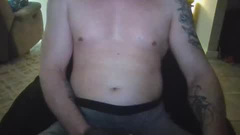 Snapshot of 42o_blah chatting on April 8, 2026, 12:43 am 42o_blah online show from April 8, 2026, 12:43 am