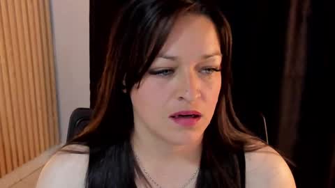 ... .     Angel     . ... online show from October 2, 2025, 10:06 pm