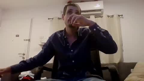 crazy101 online show from October 3, 2025, 9:39 am