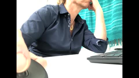 Snapshot of 555tony555 chatting on November 25, 2025, 10:54 pm 555tony555 online show from November 25, 2025, 10:54 pm