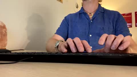 Snapshot of 555tony555 chatting on February 25, 2026, 3:05 am 555tony555 online show from February 25, 2026, 3:05 am