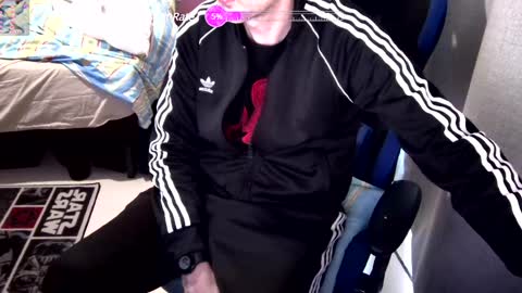 Larese Carlo online show from January 23, 2025, 10:43 am