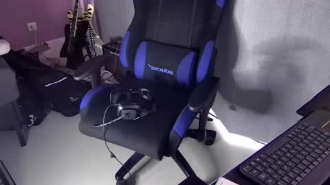 Larese Carlo online show from February 3, 2025, 8:57 am