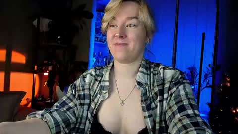 Snapshot of 5_in_one chatting on January 13, 2025, 4:39 am Sunshine online show from January 13, 2025, 4:39 am