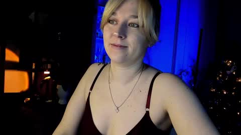 Snapshot of 5_in_one chatting on January 27, 2025, 4:52 am Sunshine online show from January 27, 2025, 4:52 am