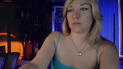 Snapshot of 5_in_one chatting on September 27, 2025, 5:12 am Sunshine online show from September 27, 2025, 5:12 am