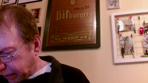 Snapshot of 64shorty chatting on March 12, 2025, 5:49 pm 64shorty online show from March 12, 2025, 5:49 pm