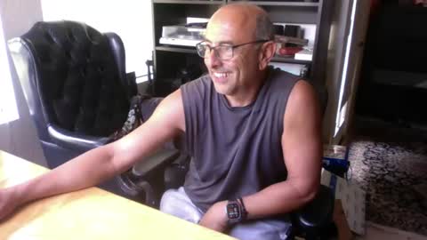 Snapshot of 66sexytime99 chatting on October 31, 2025, 5:58 pm daddy vegas for single women and couples here online show from October 31, 2025, 5:58 pm