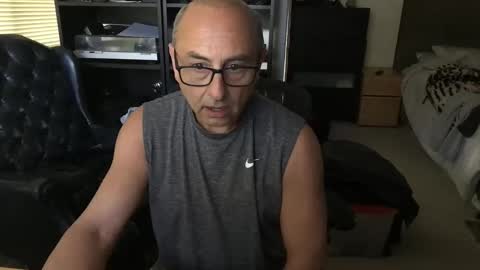 daddy vegas  for single women and couples here online show from February 8, 2026, 9:40 pm