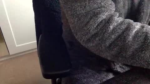 Mr CK online show from December 17, 2025, 9:37 am