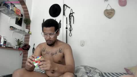 69blackwhite online show from March 13, 2026, 8:10 am