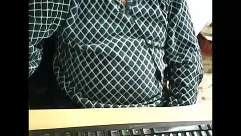 69desamor online show from December 8, 2024, 6:54 am