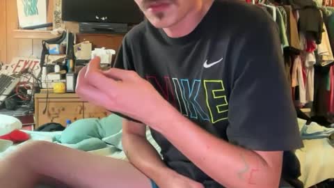 FUCKR online show from September 28, 2025, 1:27 pm