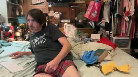 FUCKR online show from November 3, 2025, 12:28 pm