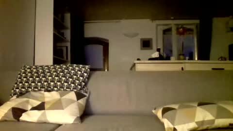 Num online show from December 15, 2024, 4:15 pm