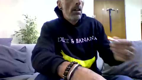 Num online show from November 10, 2025, 8:24 am