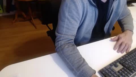 Snapshot of 69pifpaf chatting on December 18, 2024, 10:02 pm 69pifpaf online show from December 18, 2024, 10:02 pm